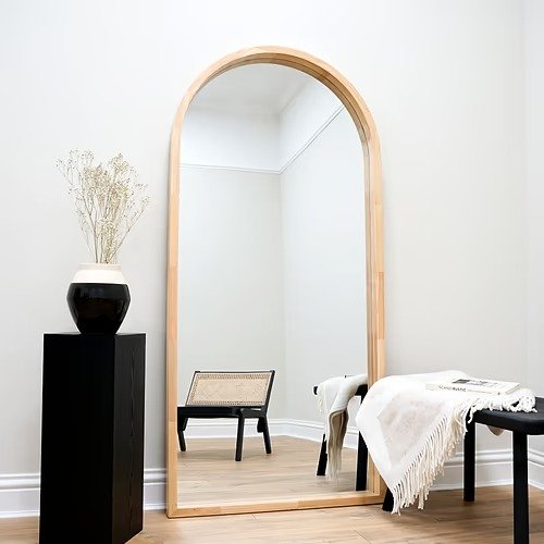 Light Wood Organic Full-Length Arched Mirror (170 × 80 cm)