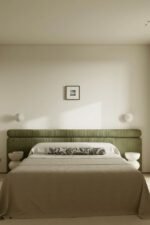 Siyros Elegant Bed