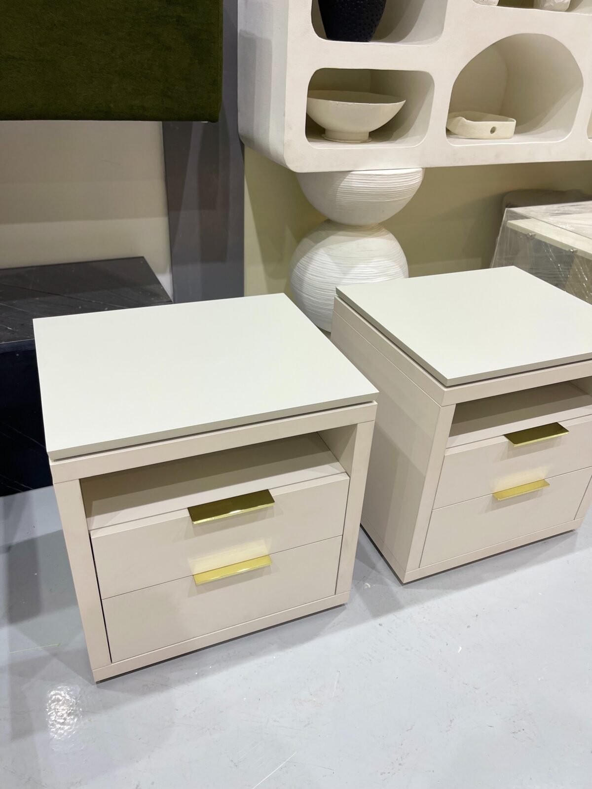 Night Table - Elegant Design (Set of 2) - Image 2