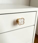 Four-Leaf Clover Cabinet Knobs — Gold Tone with Pearl Effect Inlay, Single Hole | Qatar