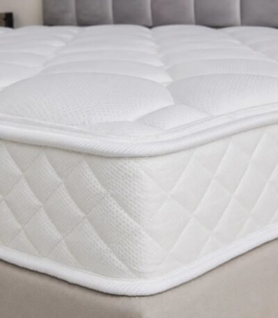 White quilted mattress with diamond stitched side border
